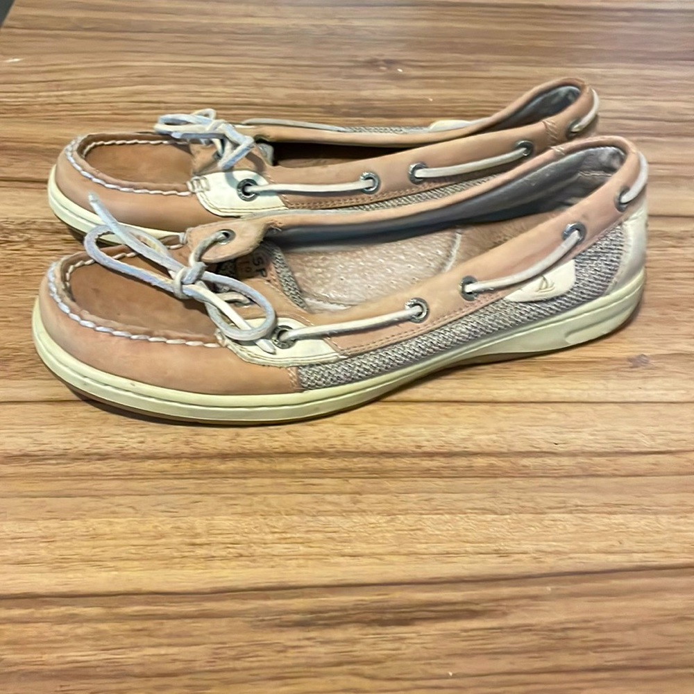 Women’s sperry